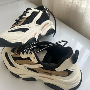 Steve Madden Black and Cream Chunky Sneakers